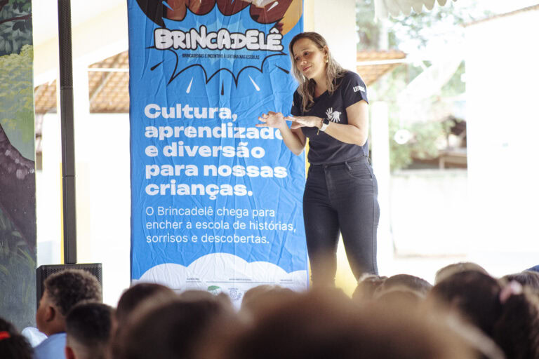 Brincadelê _ Geniane Vieira -3241