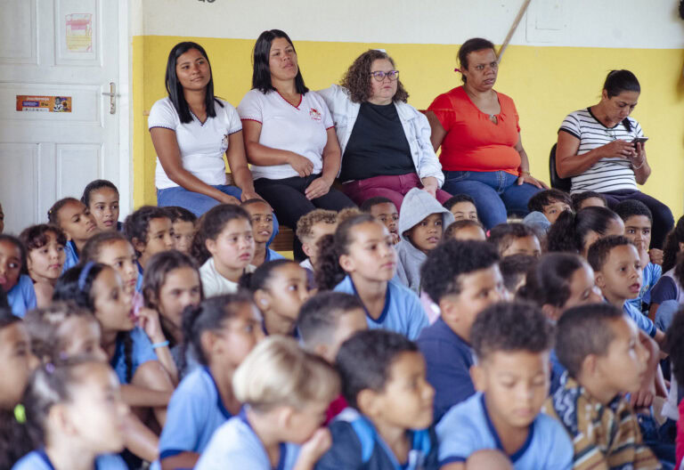 Brincadelê _ Geniane Vieira -3349