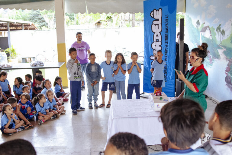 Brincadelê _ Geniane Vieira -3550