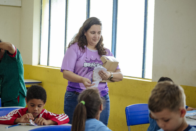 Brincadelê _ Geniane Vieira -3717