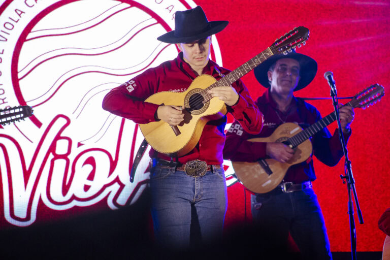 Som de Minas _ Geniane Vieira -0688