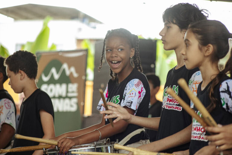 Som de Minas _ Geniane Vieira -1295