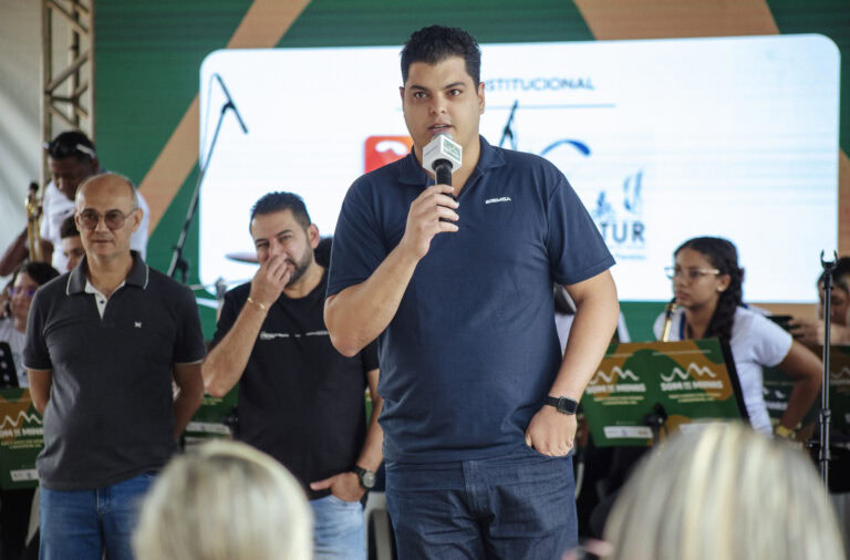 Som de Minas _ Geniane Vieira -1324