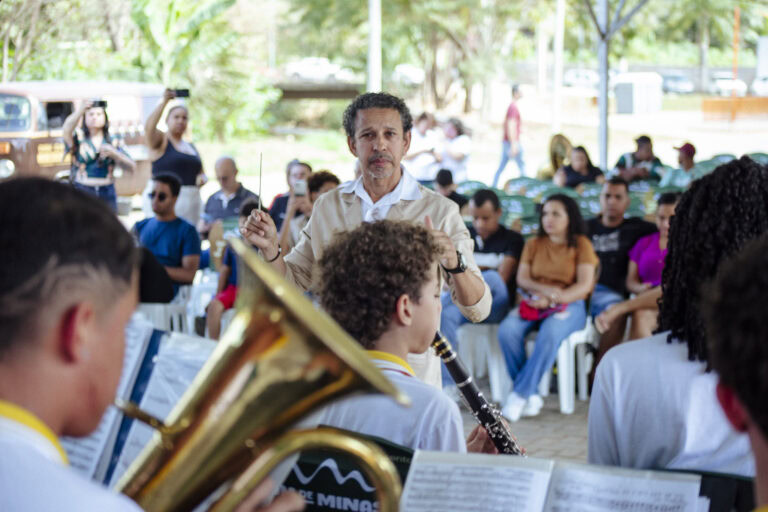 Som de Minas _ Geniane Vieira -1641