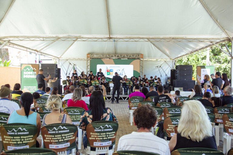 Som de Minas _ Geniane Vieira -1861