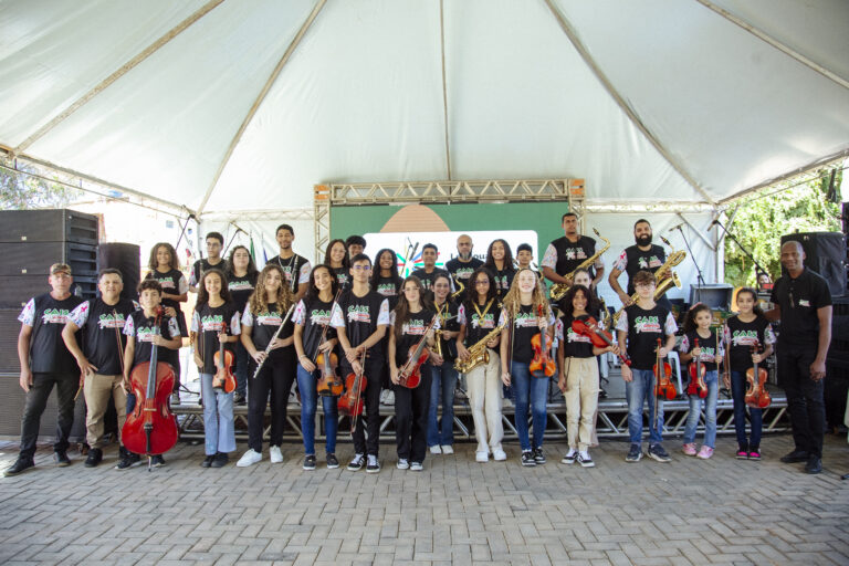 Som de Minas _ Geniane Vieira -1900