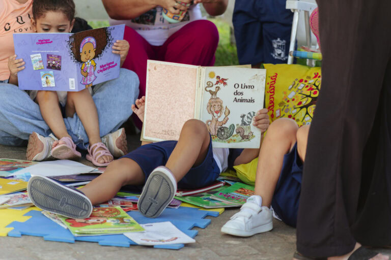 Tenda Literária - Geniane Vieira-1916