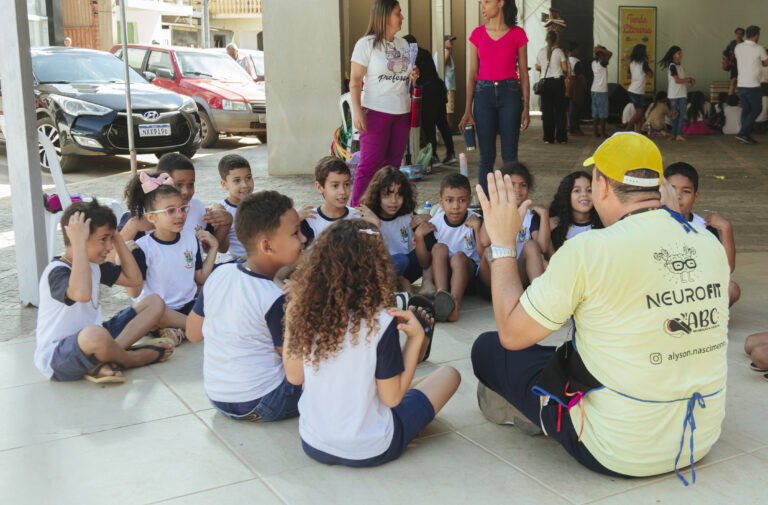 Tenda Literária - Geniane Vieira-1973