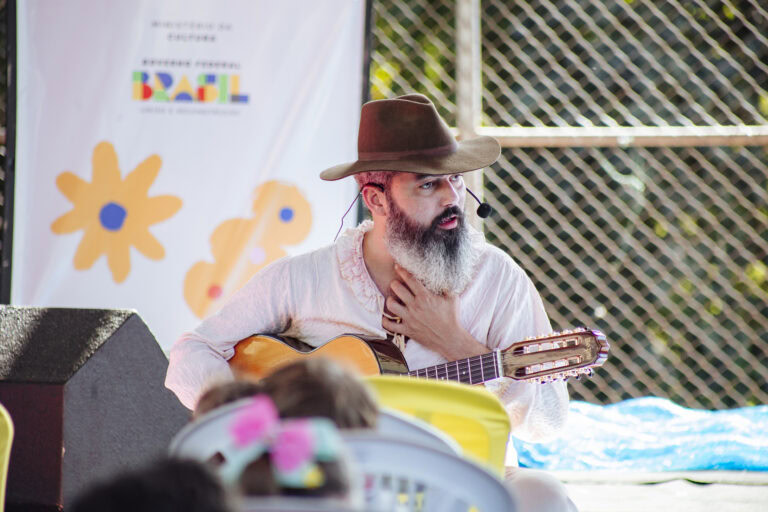 Tin Tim - Geniane Vieira-2344