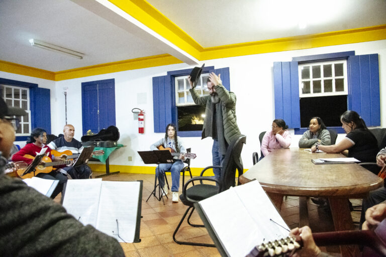 Viola Viva - Geniane Vieira-3481