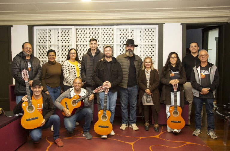 Viola Viva _ Geniane Vieira -3797