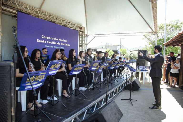 Encontro de Bandas de Música de Coronel Fabriciano com a Orquestra Santa Cecília.